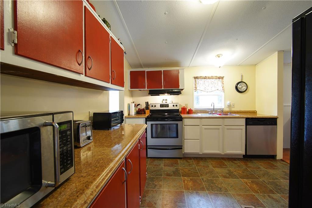 1087 Link Road Lexington, NC 27295 - Photo 12 of 23 Gallery Image 12