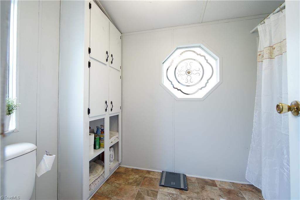 1087 Link Road Lexington, NC 27295 - Photo 15 of 23 Gallery Image 15