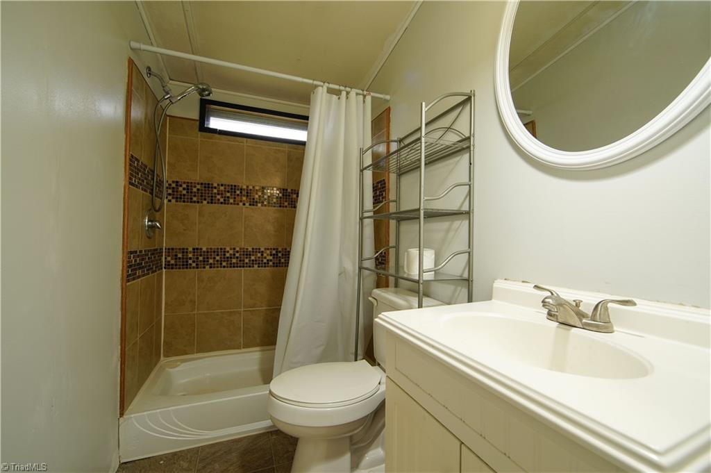 1087 Link Road Lexington, NC 27295 - Photo 18 of 23 Gallery Image 18