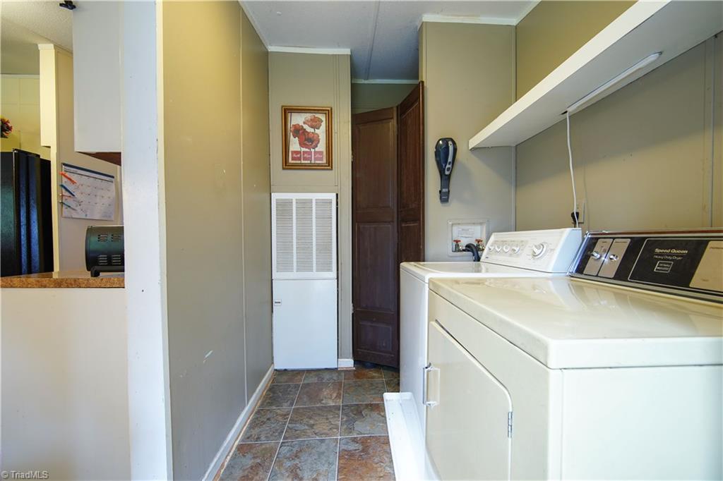 1087 Link Road Lexington, NC 27295 - Photo 19 of 23 Gallery Image 19