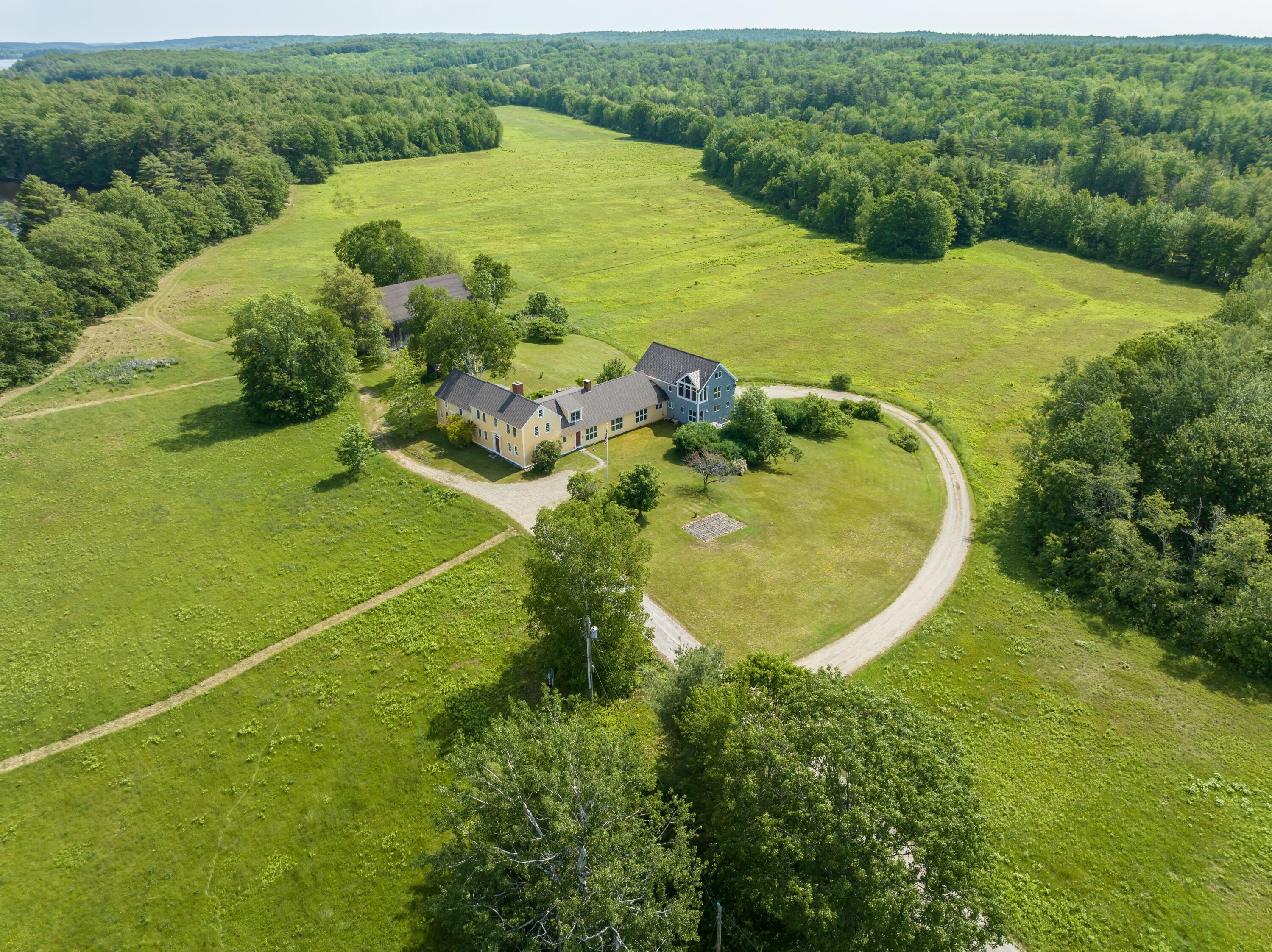 133 Thwings Point Road Woolwich, ME 04579 - Photo 4 of 67 4
