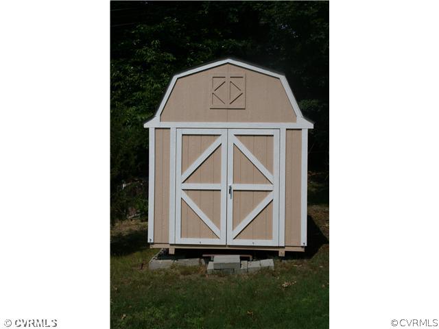3204 Dancer Road Henrico, VA 23294 - Photo 7 of 9 Storage