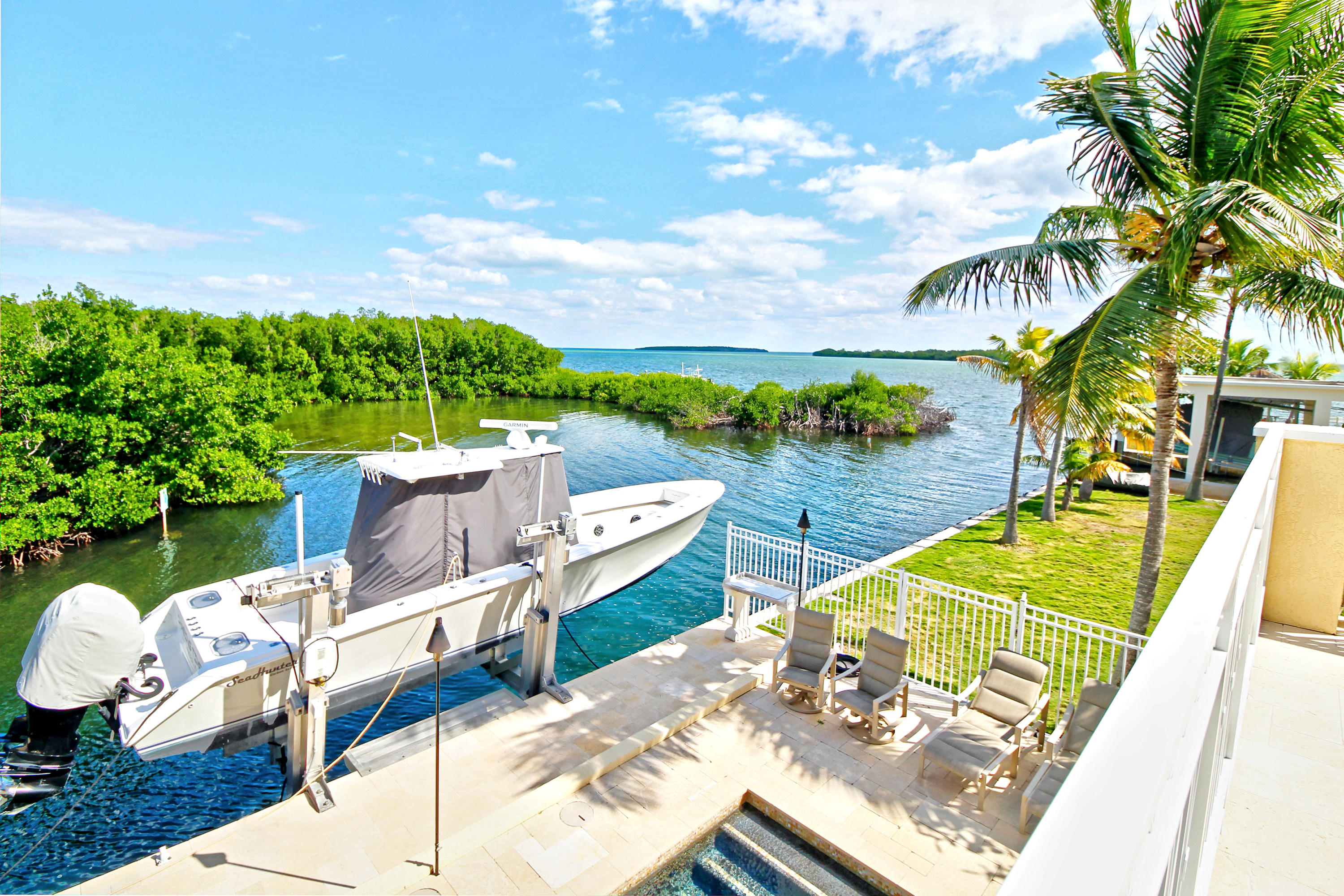 1203 Mockingbird Road Key Largo, FL 33037 - Photo 13 of 72 Deck View