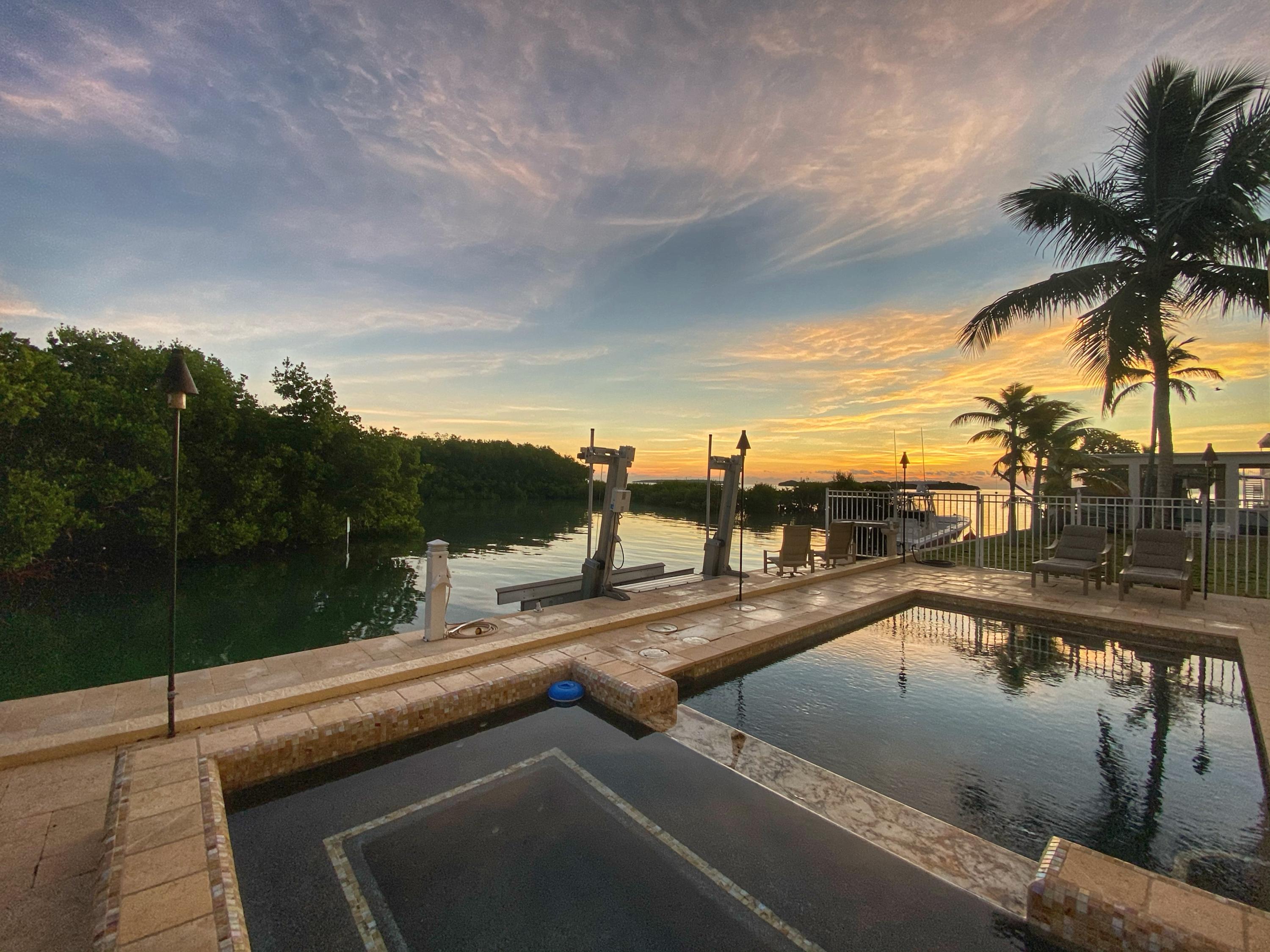 1203 Mockingbird Road Key Largo, FL 33037 - Photo 20 of 72 IMG_2336