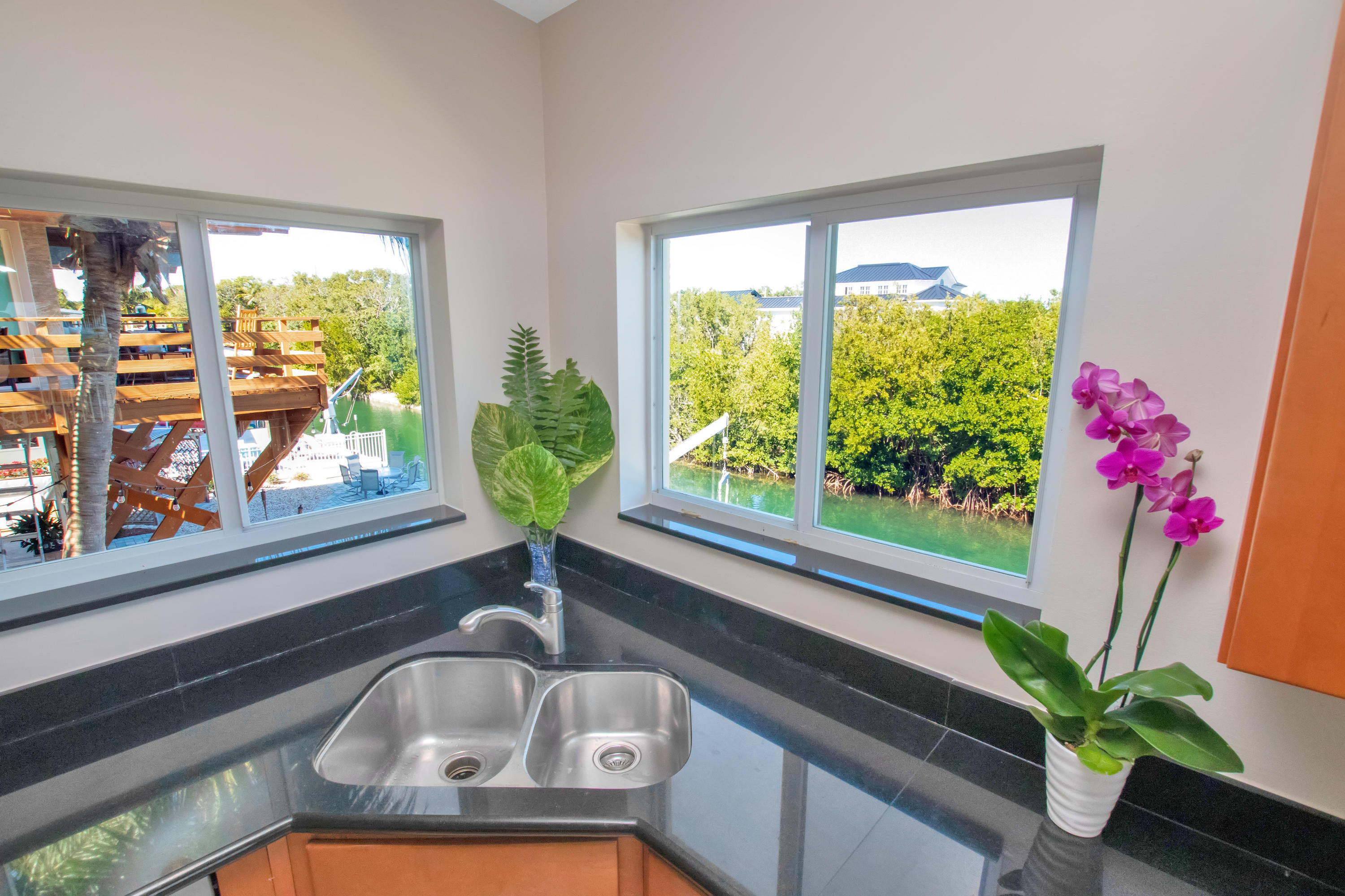 1203 Mockingbird Road Key Largo, FL 33037 - Photo 31 of 72 virtual-tour-305683-07