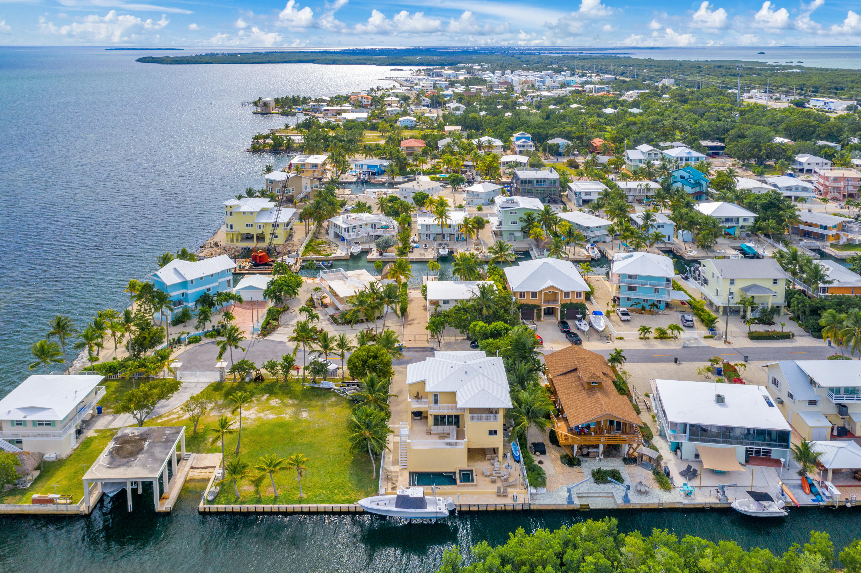 1203 Mockingbird Road Key Largo, FL 33037 - Photo 42 of 72 virtual-tour-305683-17