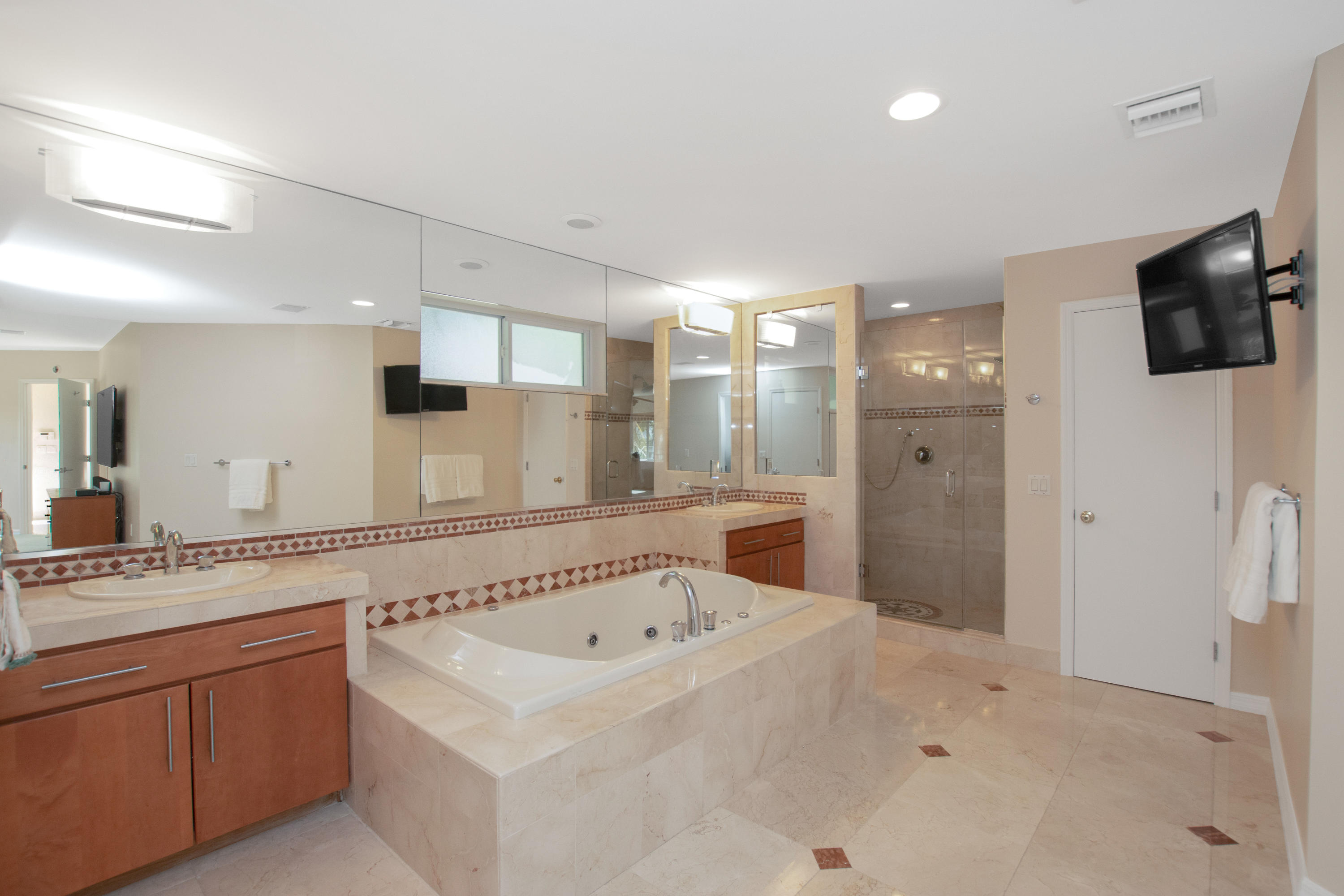 1203 Mockingbird Road Key Largo, FL 33037 - Photo 48 of 72 Master Bath