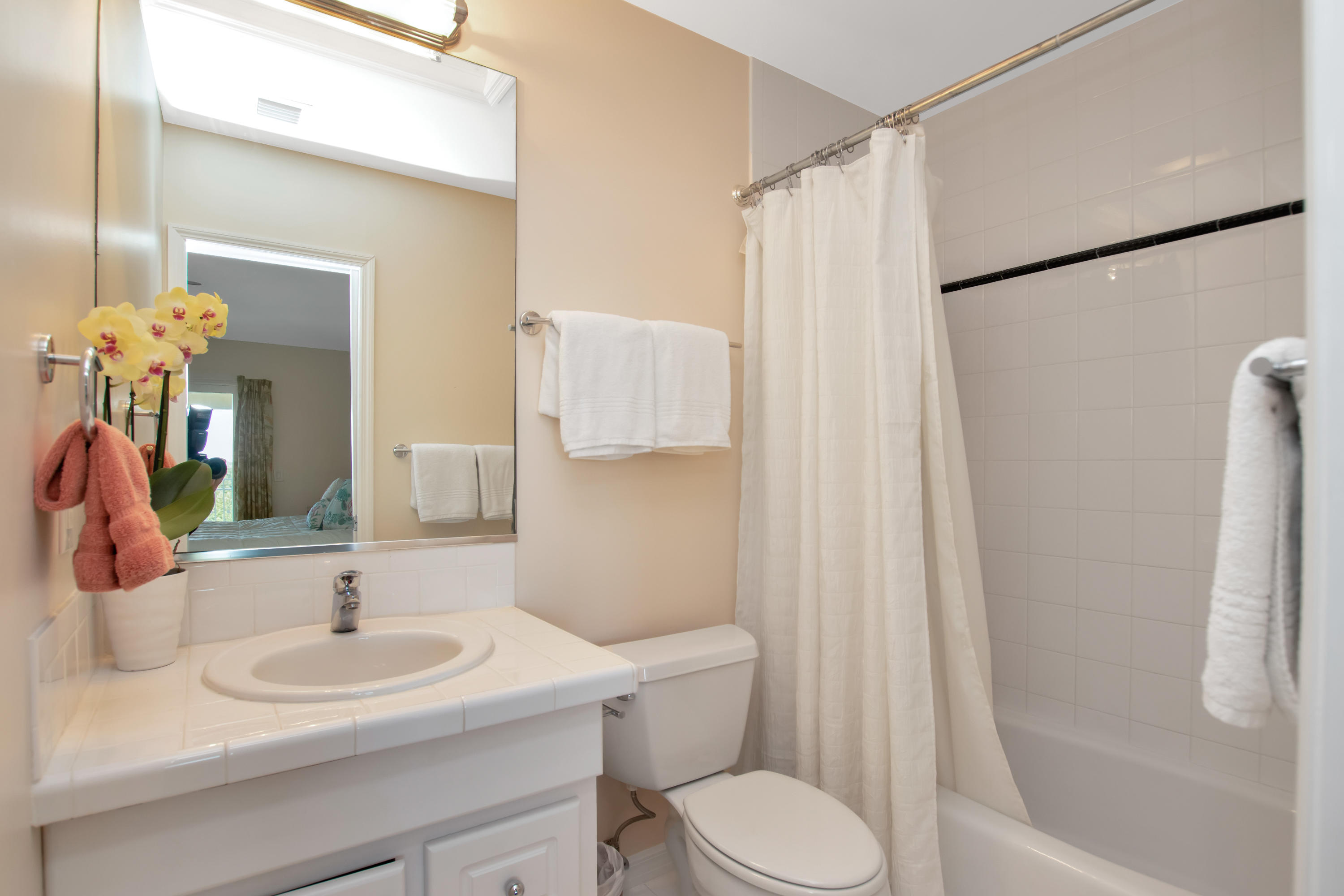 1203 Mockingbird Road Key Largo, FL 33037 - Photo 56 of 72 2nd Master en suite bath