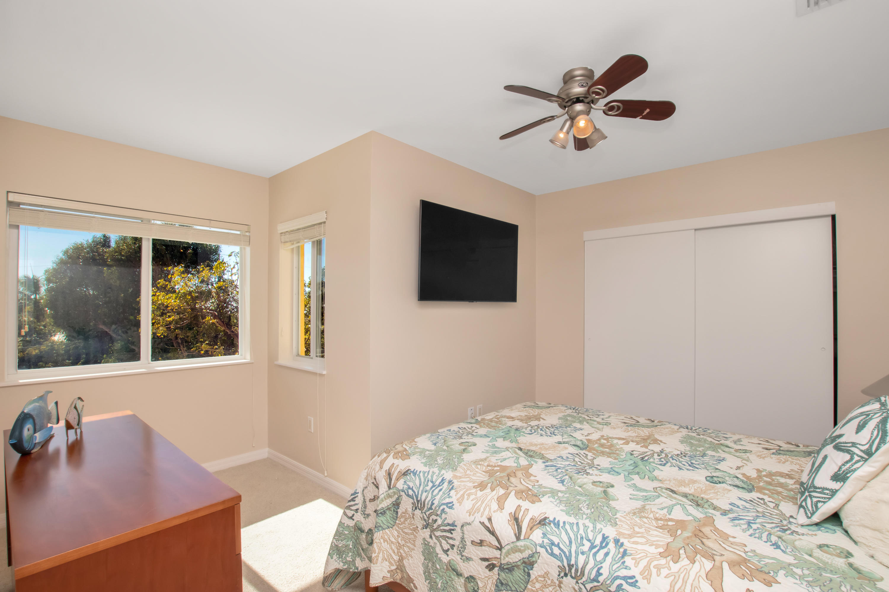 1203 Mockingbird Road Key Largo, FL 33037 - Photo 59 of 72 Guest Bedroom #3