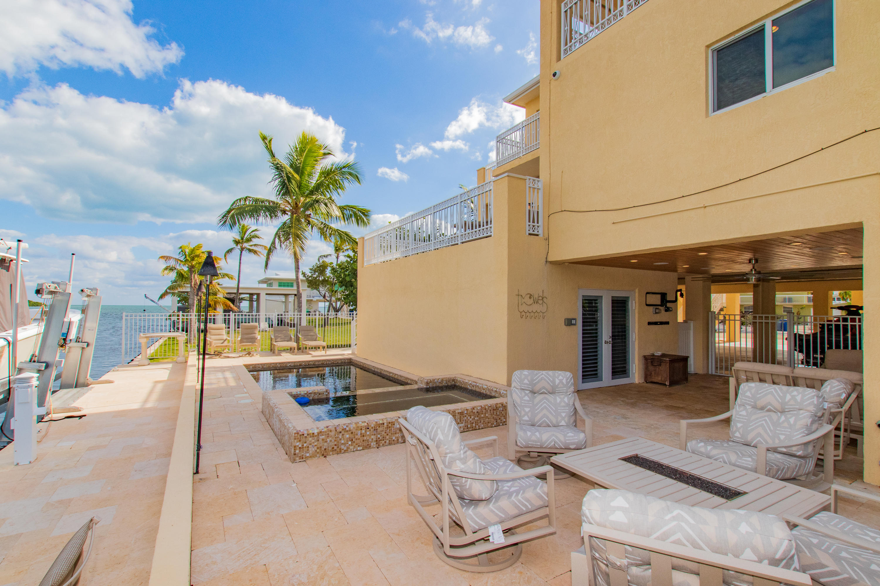 1203 Mockingbird Road Key Largo, FL 33037 - Photo 64 of 72 Fire Pit and Sitting Area