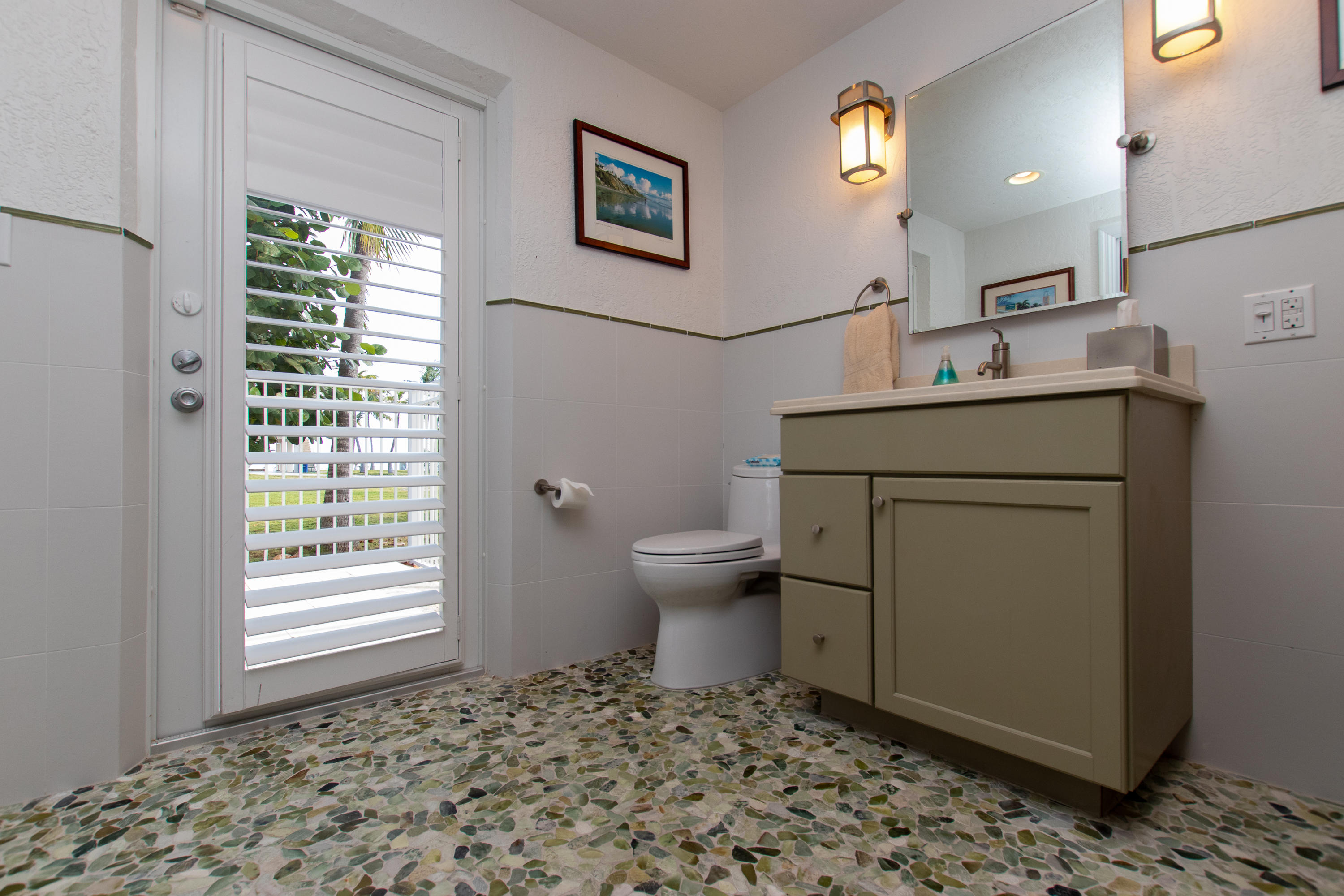 1203 Mockingbird Road Key Largo, FL 33037 - Photo 67 of 72 Assessible Pool Bath
