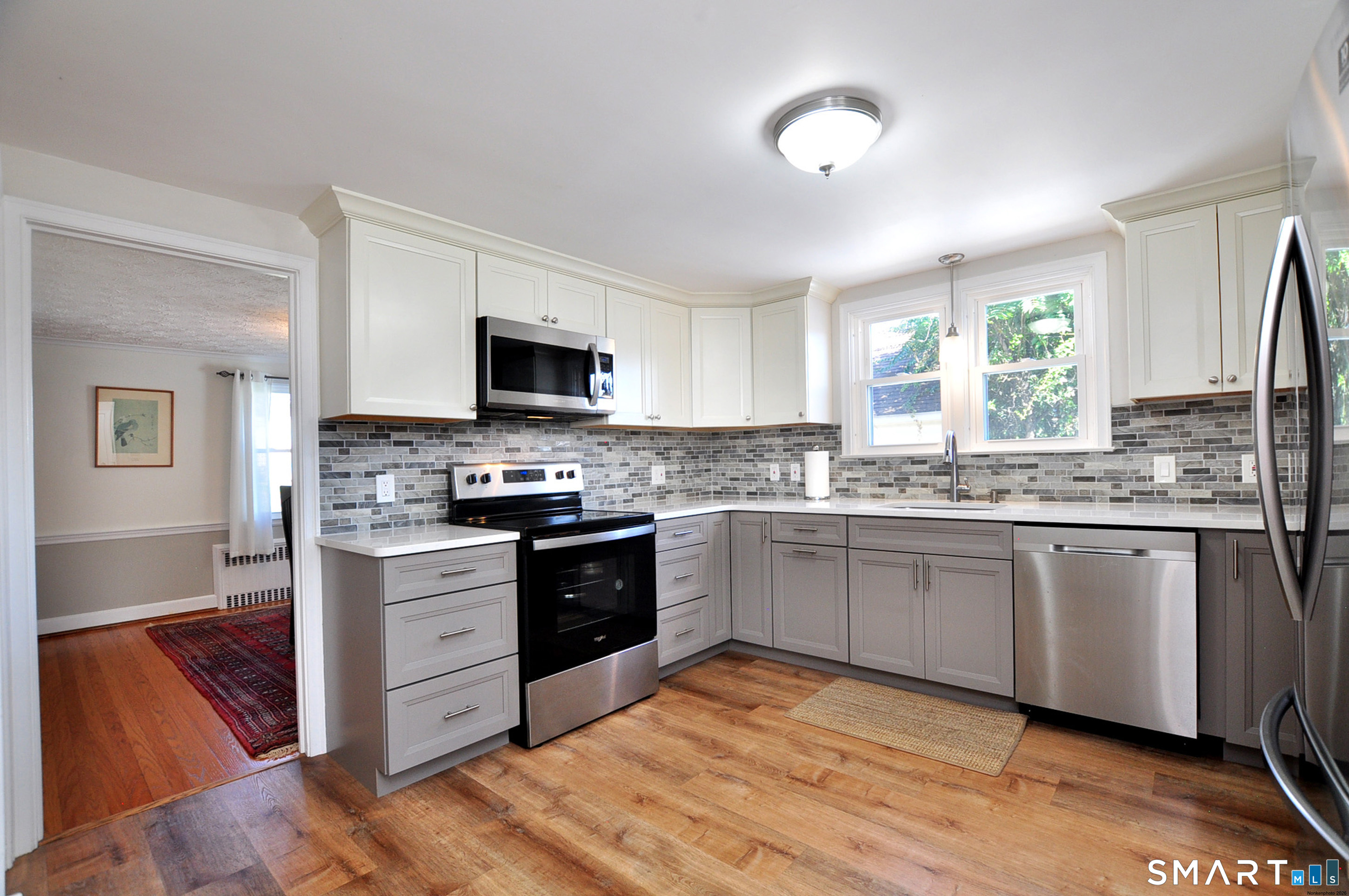 19 Fennbrook Road West Hartford, CT 06119 - Photo 15 of 31 Gallery Image 15