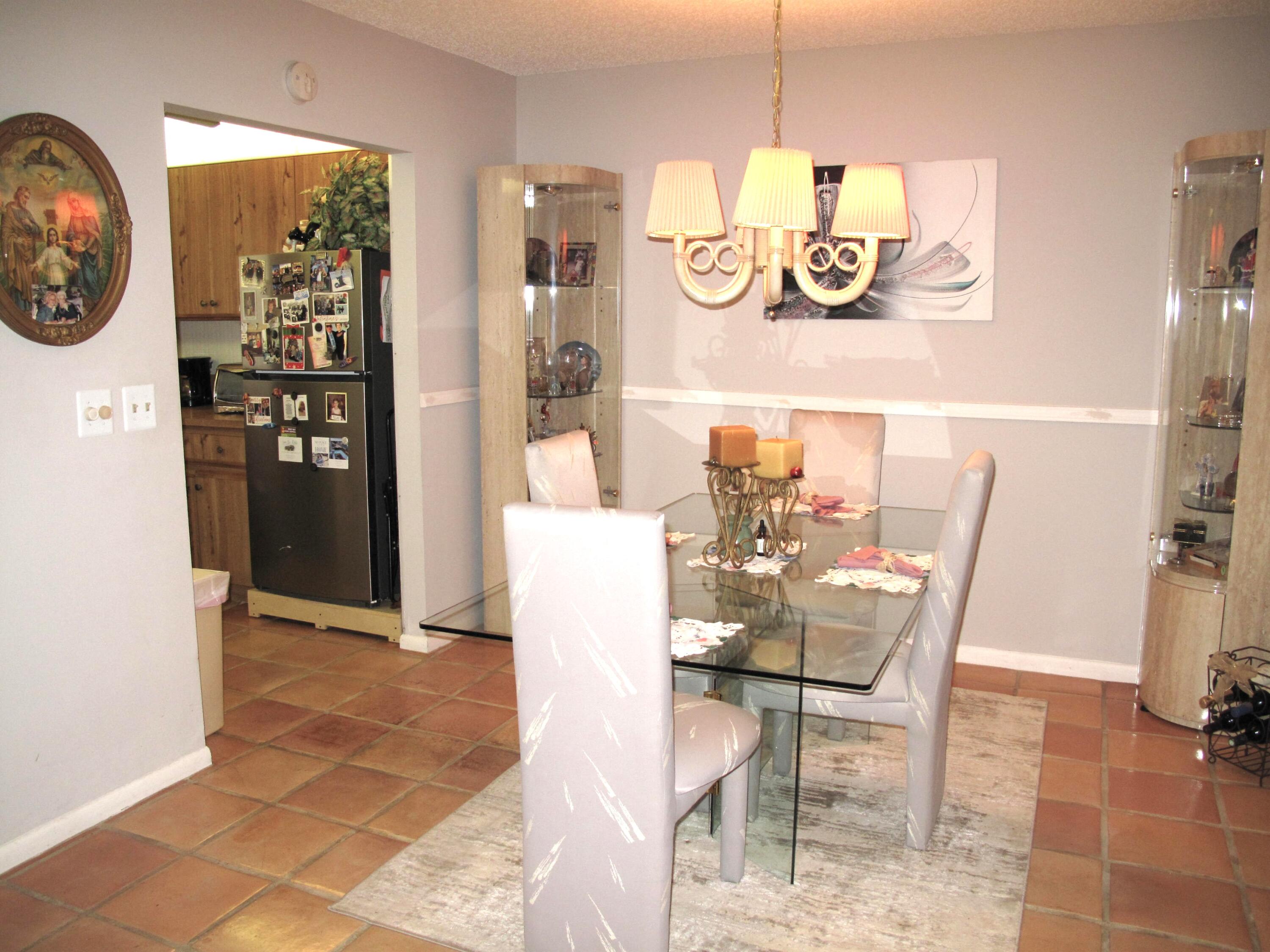 5220 Nesting Way, Unit D Delray Beach, FL 33484 - Photo 4 of 40 Dining area (1)