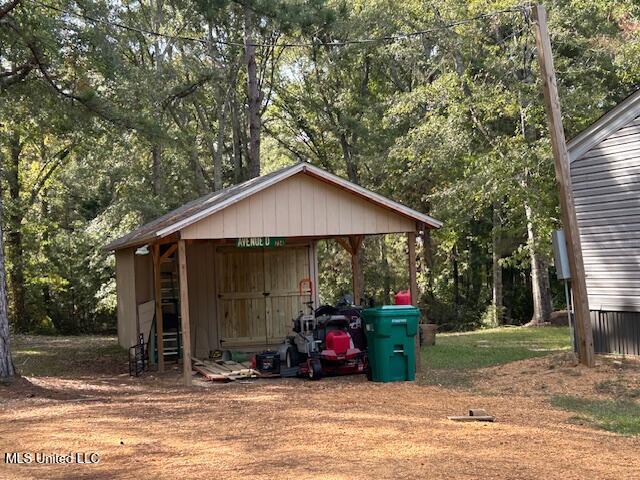 1046 Summer Oak Lane Summit, MS 39666 - Photo 4 of 35 IMG_1733 (1)