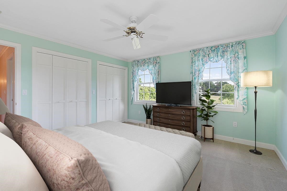 126 Broad Street Hollis, NH 03049 - Photo 17 of 37