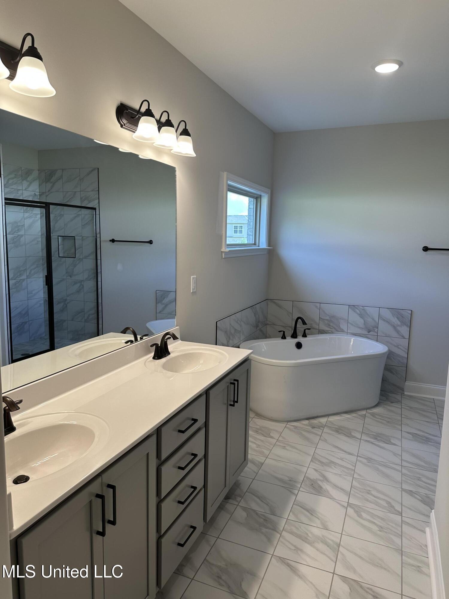 864 Andys Way Hernando, MS 38651 - Photo 13 of 30 IMG_8808