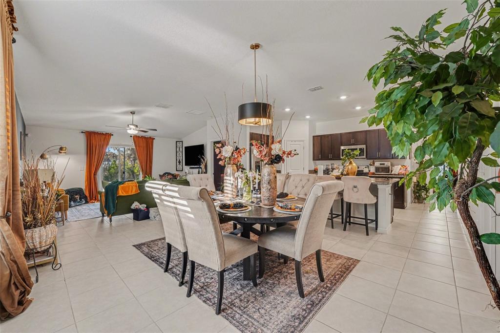 1808 Red Loop Lakeland, FL 33801 - Photo 2 of 24