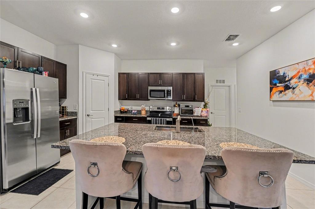 1808 Red Loop Lakeland, FL 33801 - Photo 10 of 24