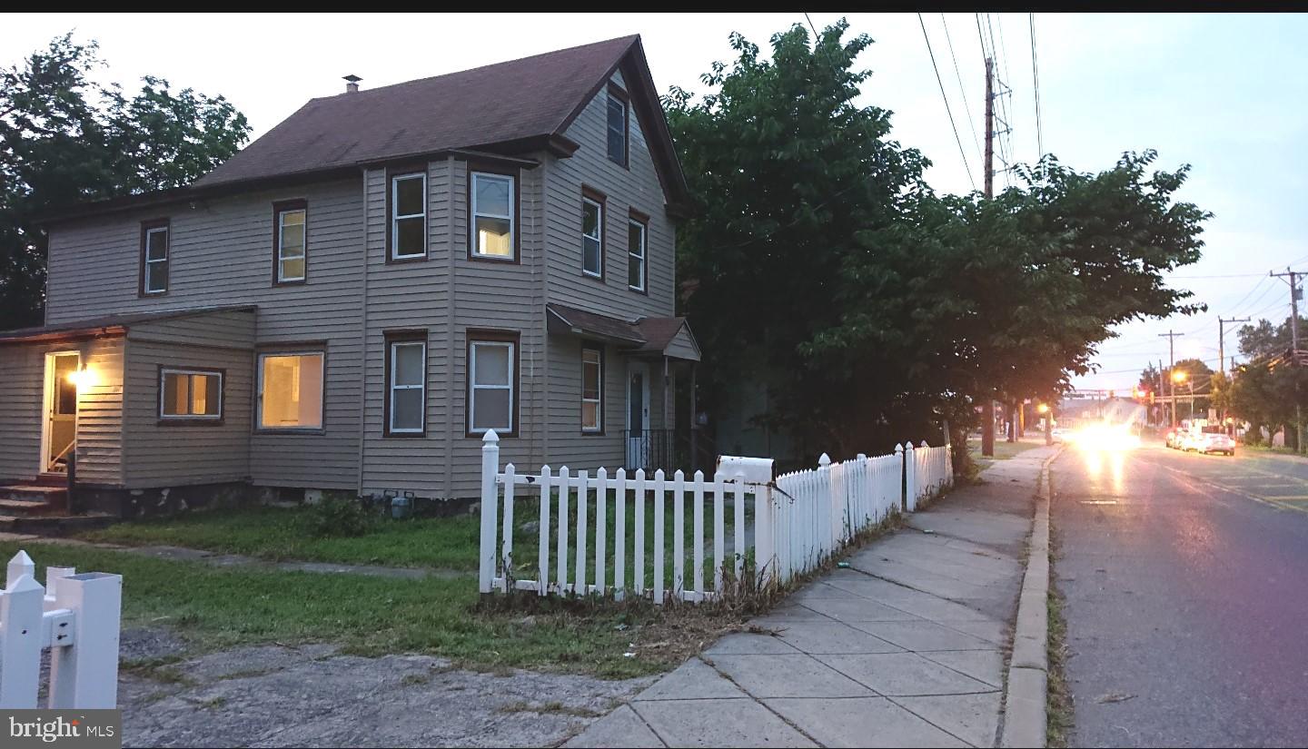 31 Clayton Road Williamstown, NJ 08094 - Photo 4 of 18 31 Clayton Road