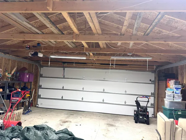 $299,900 | 3301 East Miami Trail, Muncie, IN 47302