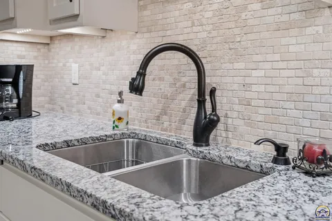 $550,000 | 2250 Lake Pointe Drive, Lawrence, KS 66049