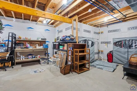 $550,000 | 2250 Lake Pointe Drive, Lawrence, KS 66049