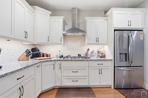 $550,000 | 2250 Lake Pointe Drive, Lawrence, KS 66049