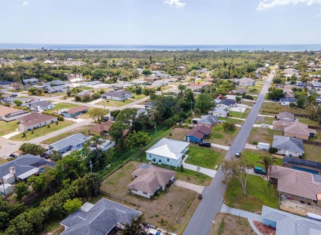 901 Ponderosa Road Venice, FL 34293 - Photo 2 of 33 an aerial view of residential houses with outdoor space