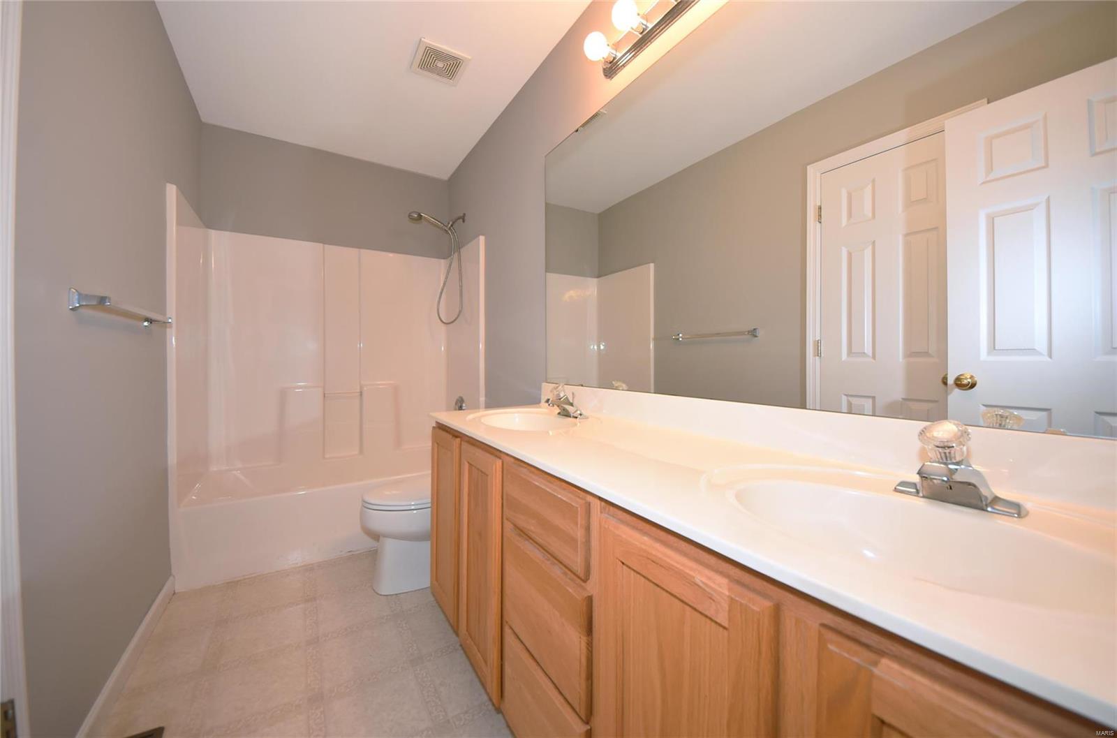 5 Hemingway Court Weldon Spring, MO 63304 - Photo 31 of 48