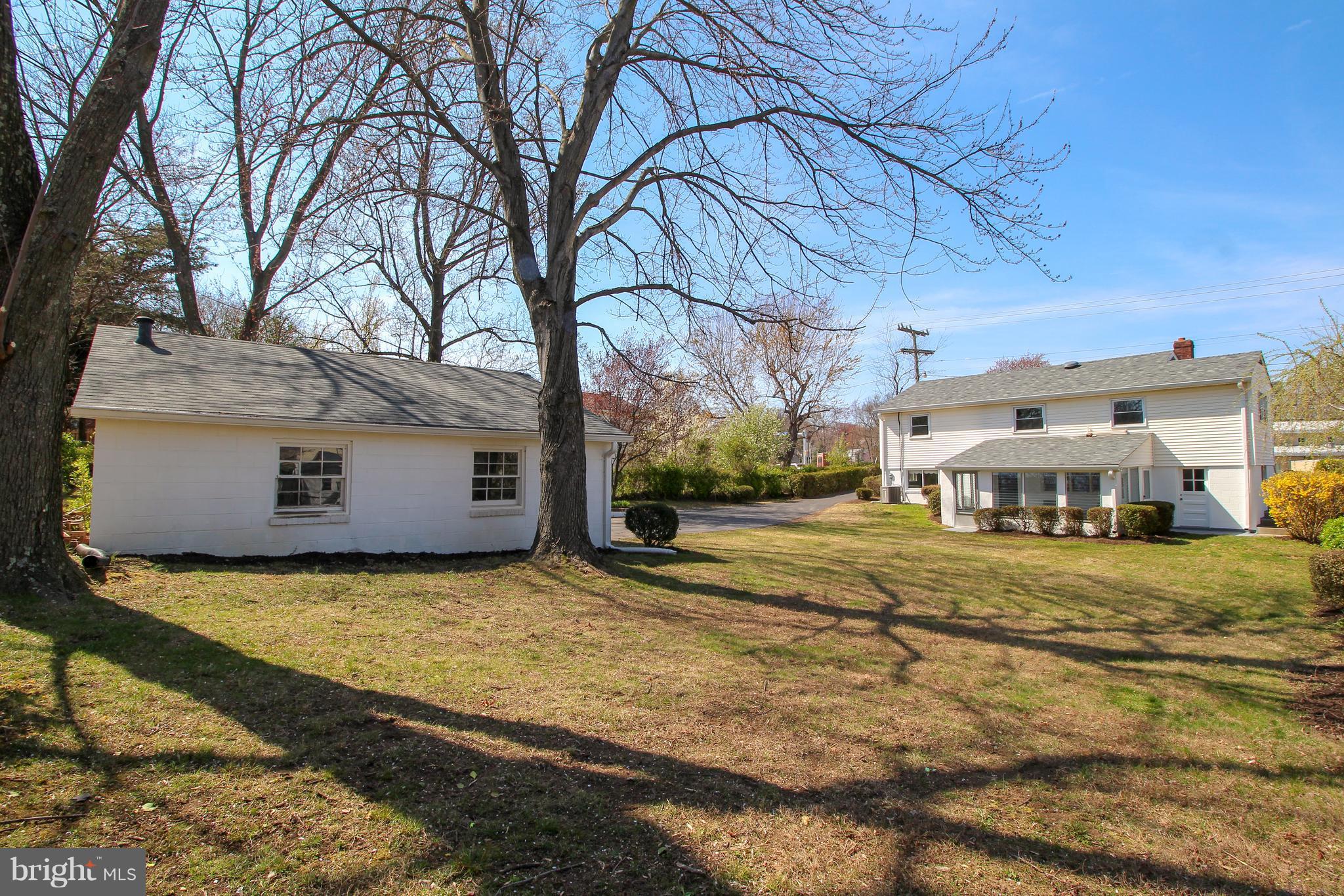 1729 Horner Road Woodbridge, VA 22191 - Photo 24 of 27 Large, private backyard!