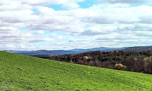 $85,000 | 1585 Carlton Road, Whitehall, NY 12887