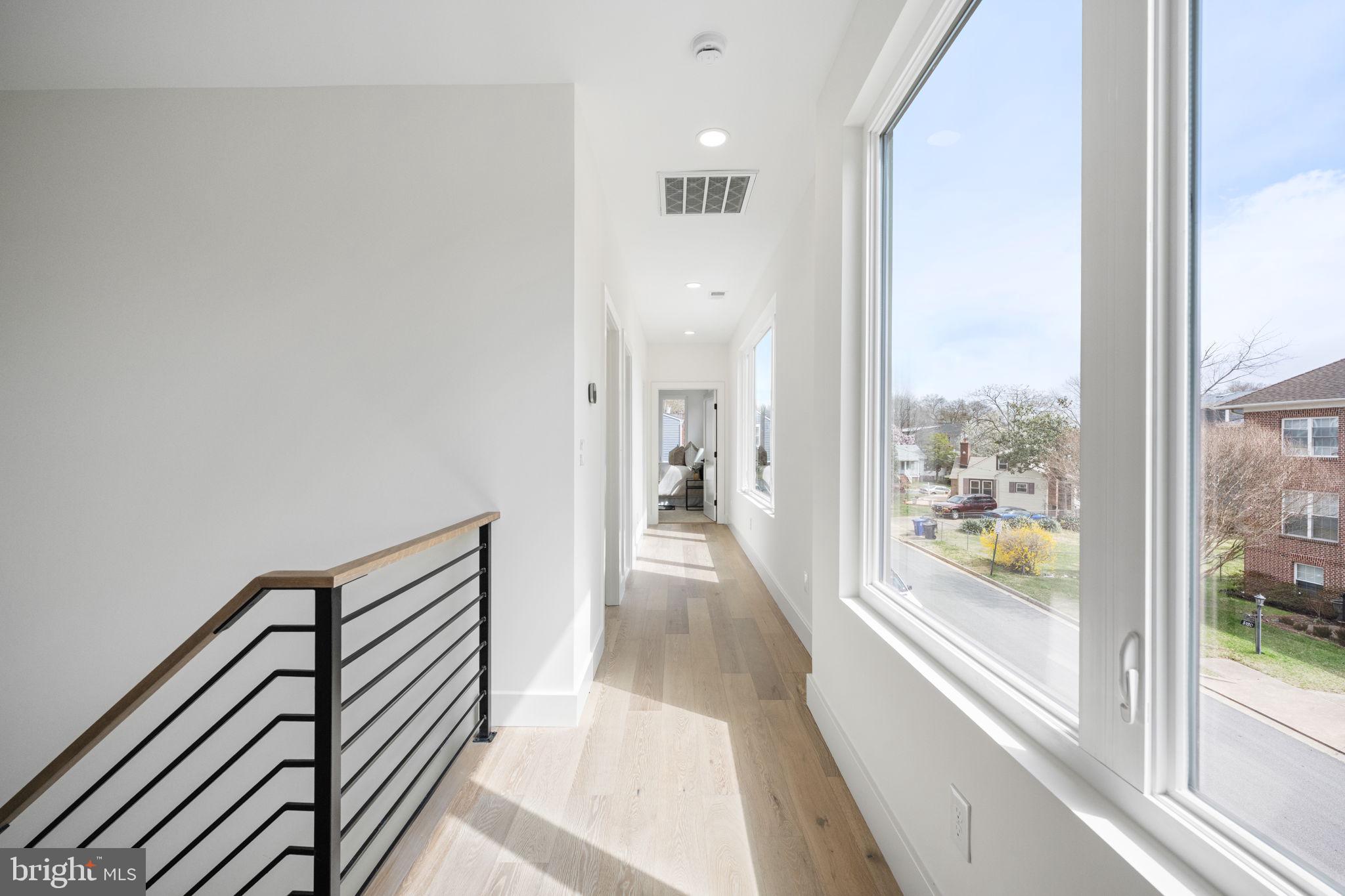 2001 North George Mason Drive Arlington, VA 22207 - Photo 22 of 50