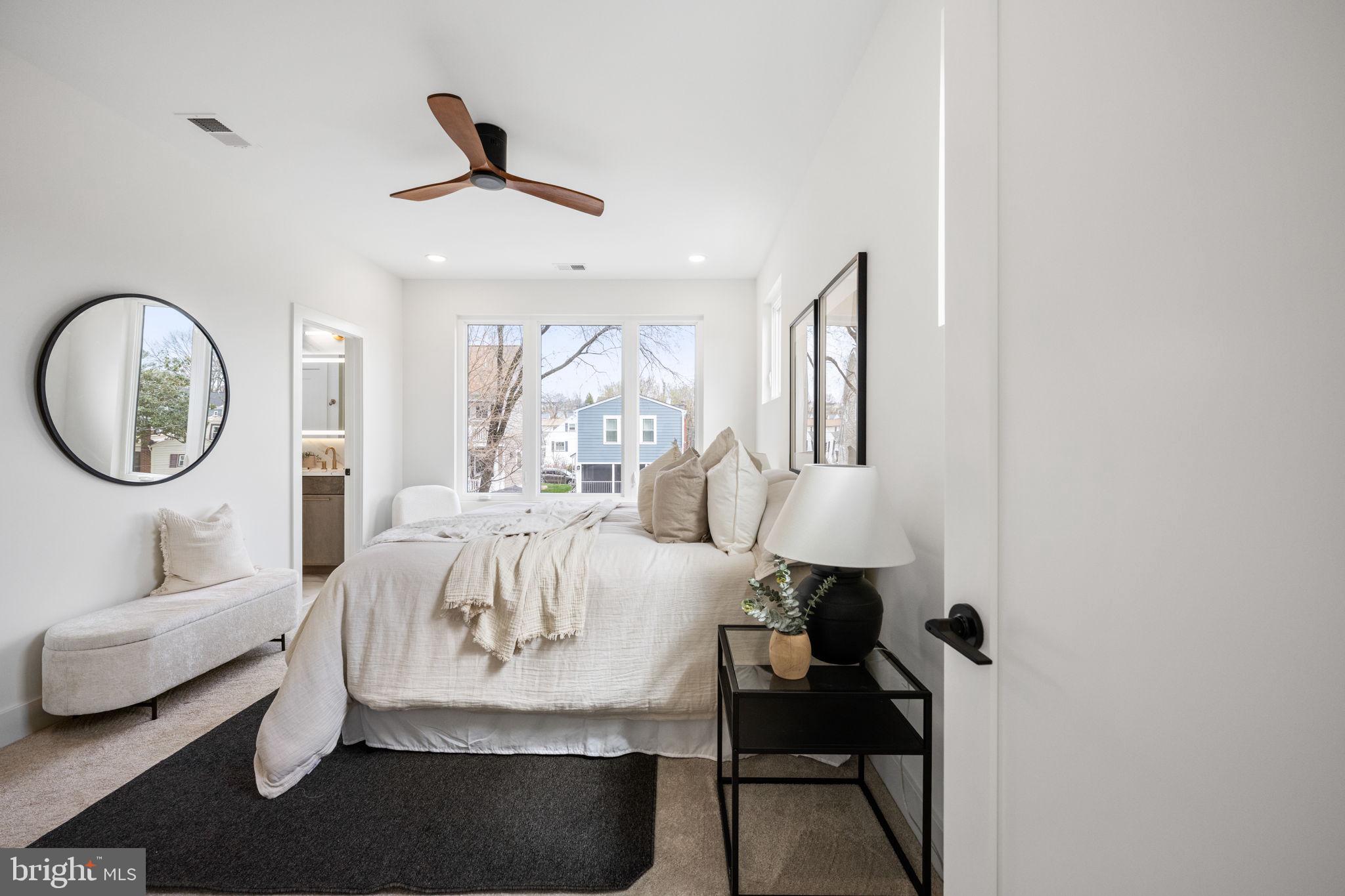 2001 North George Mason Drive Arlington, VA 22207 - Photo 29 of 50