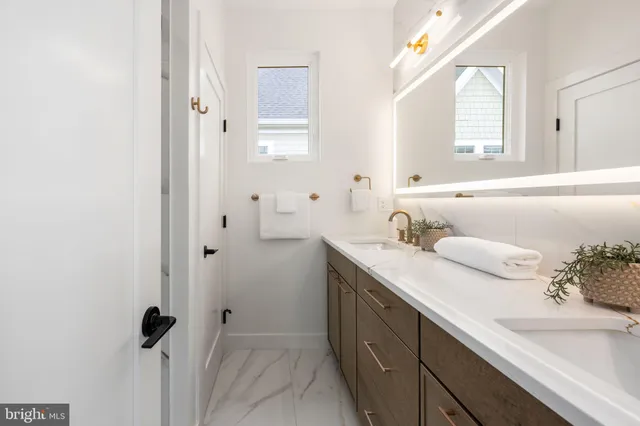 $11,000 | 2001 North George Mason Drive, Arlington, VA 22207