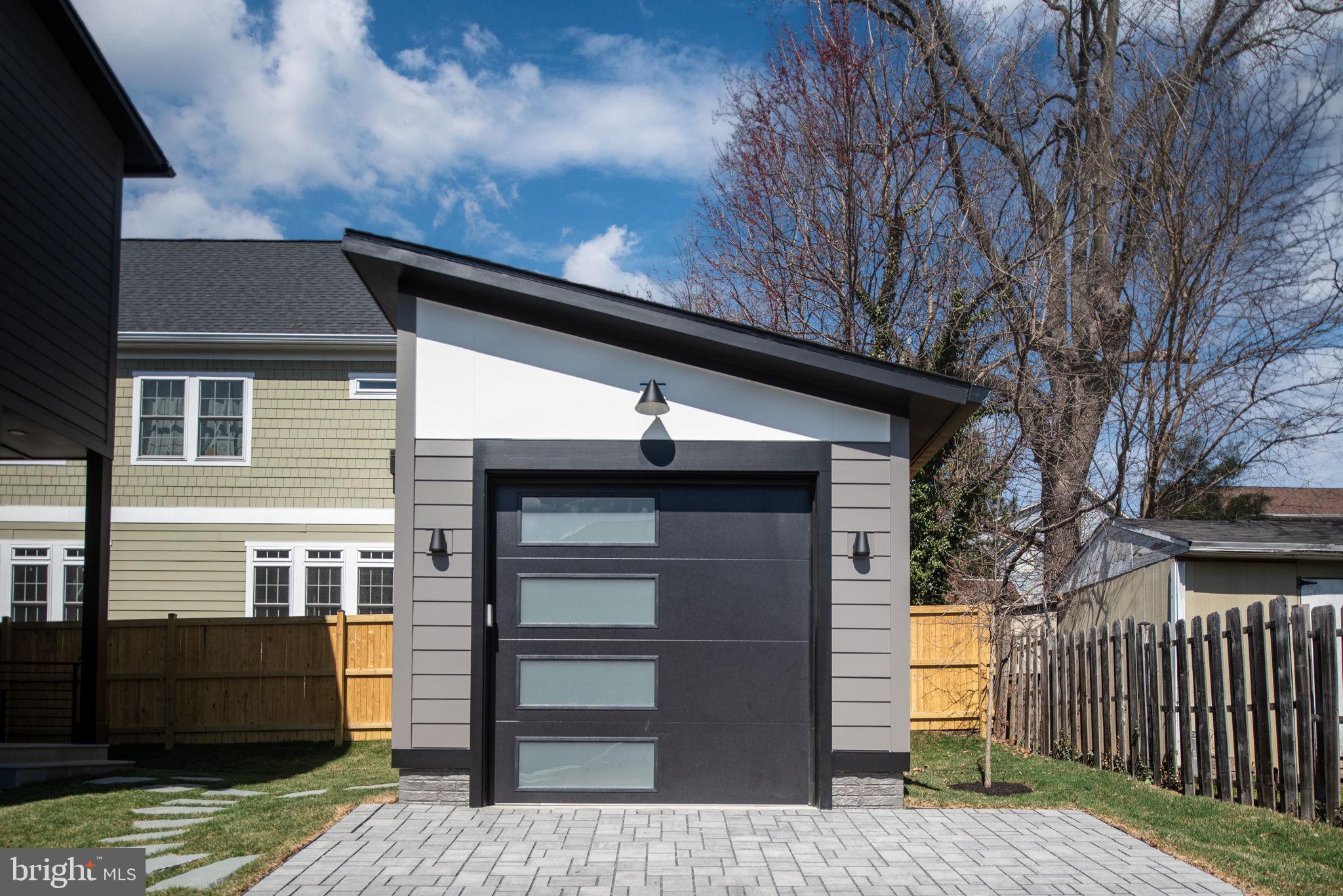 2001 North George Mason Drive Arlington, VA 22207 - Photo 45 of 50