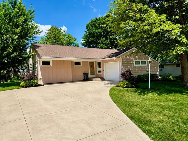 $199,900 | 1702 3rd Avenue Northwest, Austin, MN 55912
