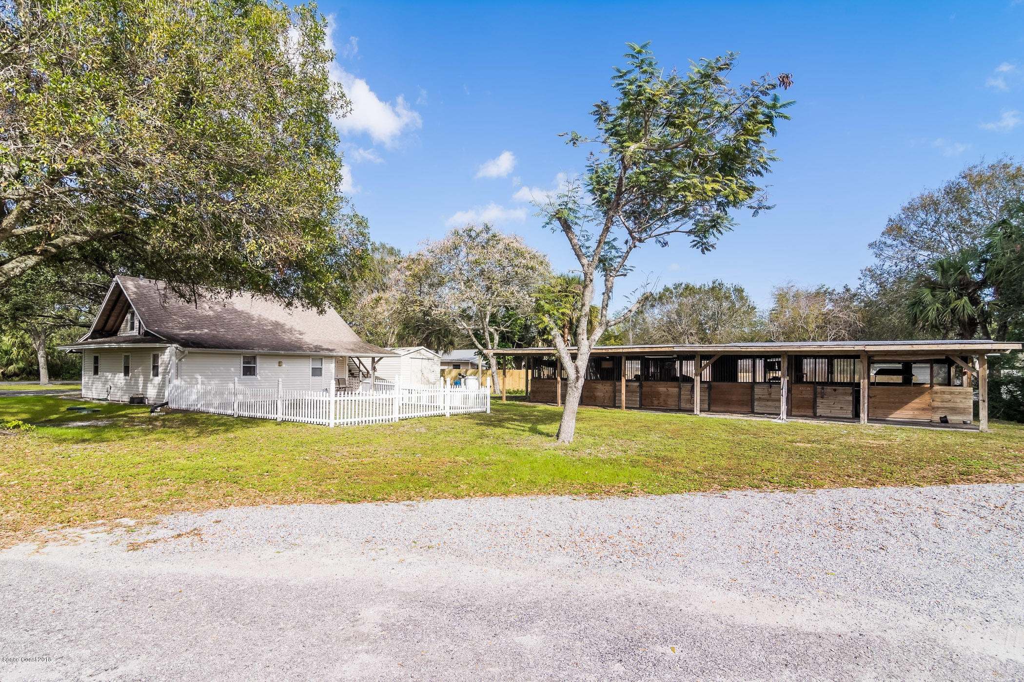 3775 Hield Road Northwest Melbourne, FL 32904 - Photo 52 of 86 Guest House/Stable