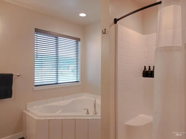 $599,999 | 33 Wapiti Ct Garden Valley, Garden Valley, ID 83622