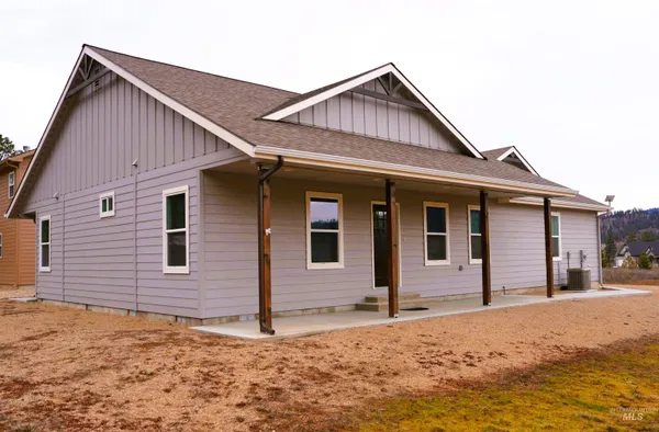 $599,999 | 33 Wapiti Ct Garden Valley, Garden Valley, ID 83622