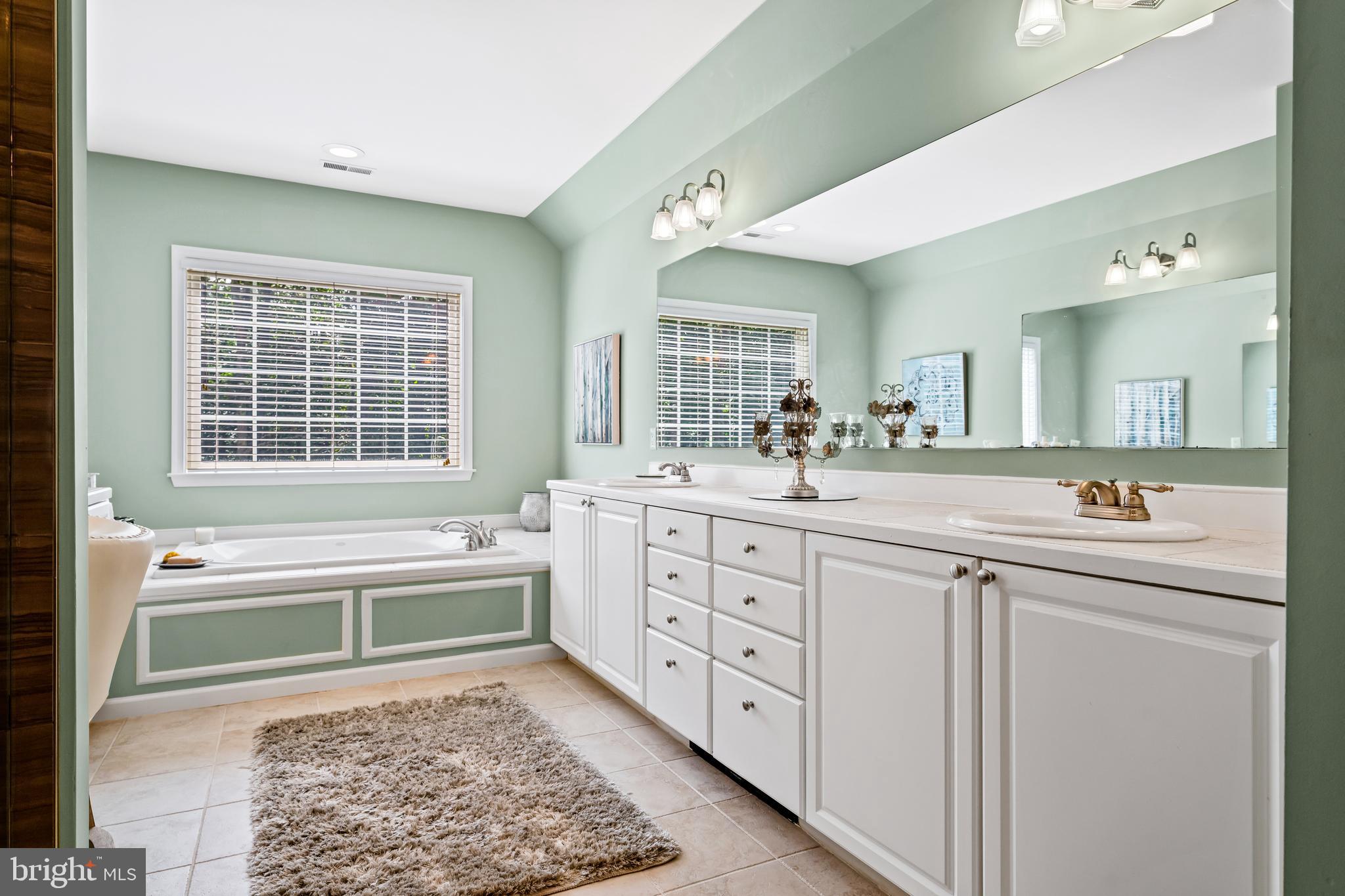 2 Somerton Square Medford, NJ 08055 - Photo 41 of 76