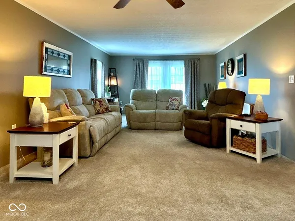 $199,000 | 301 Illinois Street, Farmersburg, IN 47850