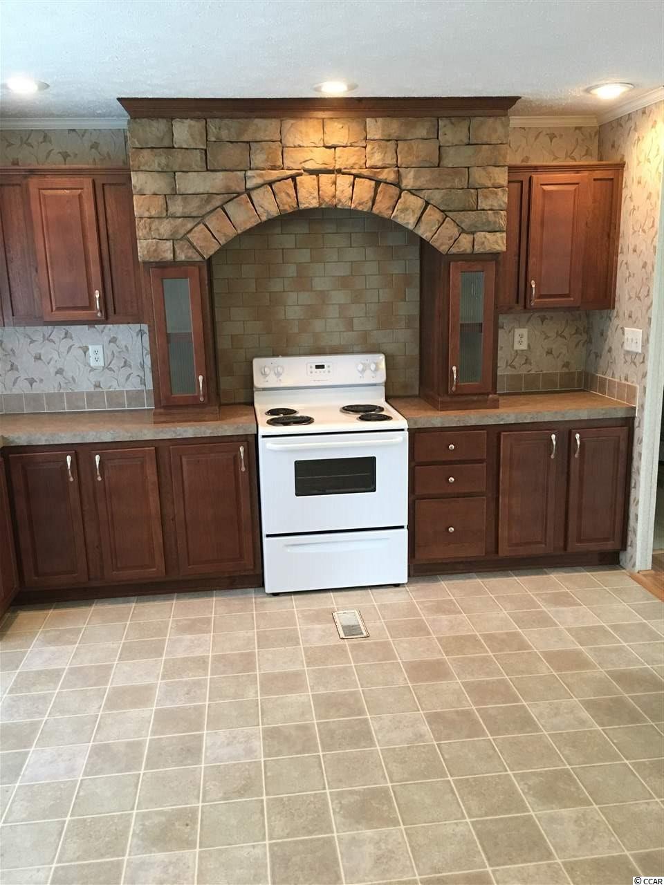 2026 Log Cabin Road Loris, SC 29569 - Photo 4 of 12