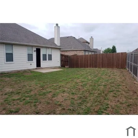 $2,200 | 513 Paddle Drive, Crowley, TX 76036