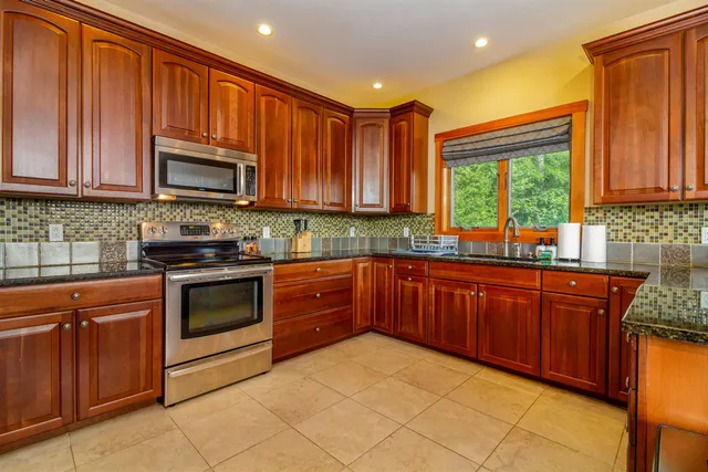 $1,250,000 | 166 Woods Road West, Ludlow, VT 05149