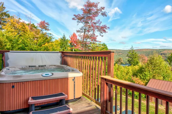$1,250,000 | 166 Woods Road West, Ludlow, VT 05149