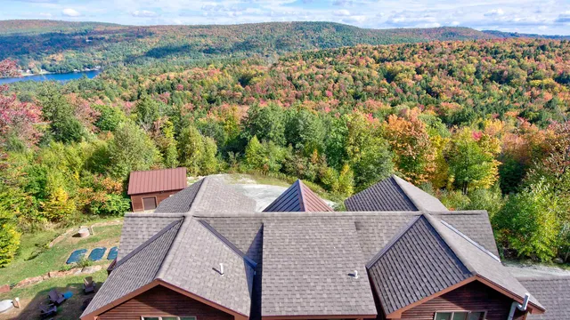 $1,250,000 | 166 Woods Road West, Ludlow, VT 05149