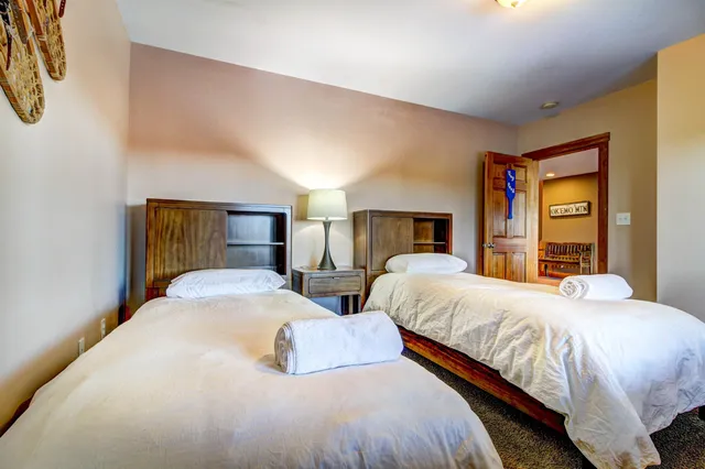 $1,250,000 | 166 Woods Road West, Ludlow, VT 05149