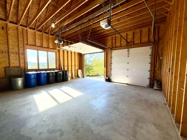 $1,250,000 | 166 Woods Road West, Ludlow, VT 05149