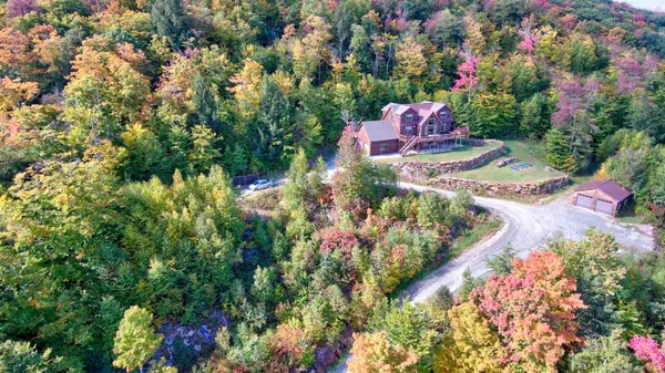 $1,250,000 | 166 Woods Road West, Ludlow, VT 05149