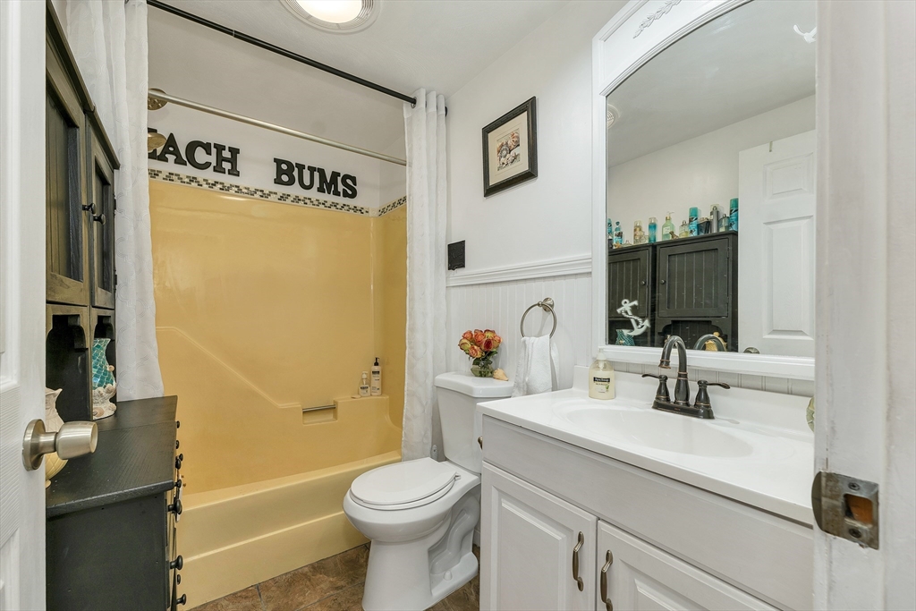 415 Ocean Boulevard, Unit 1E Hampton, NH 03842 - Photo 15 of 20
